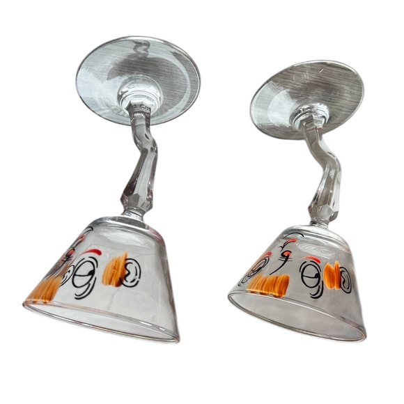 Pair Beau Brummell Gay Fad Vintage Midcentury 50s, Novelty Tipsy Martini Glasses - Picture 3 of 6